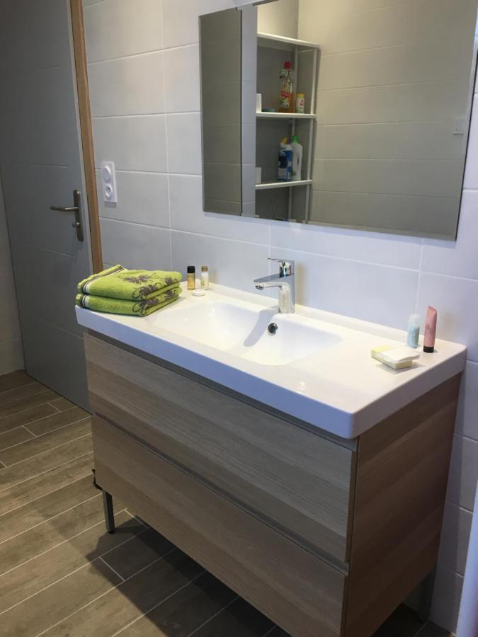 Appartement T2 Independant Dans Maison Pugny-Chatenod Eksteriør bilde