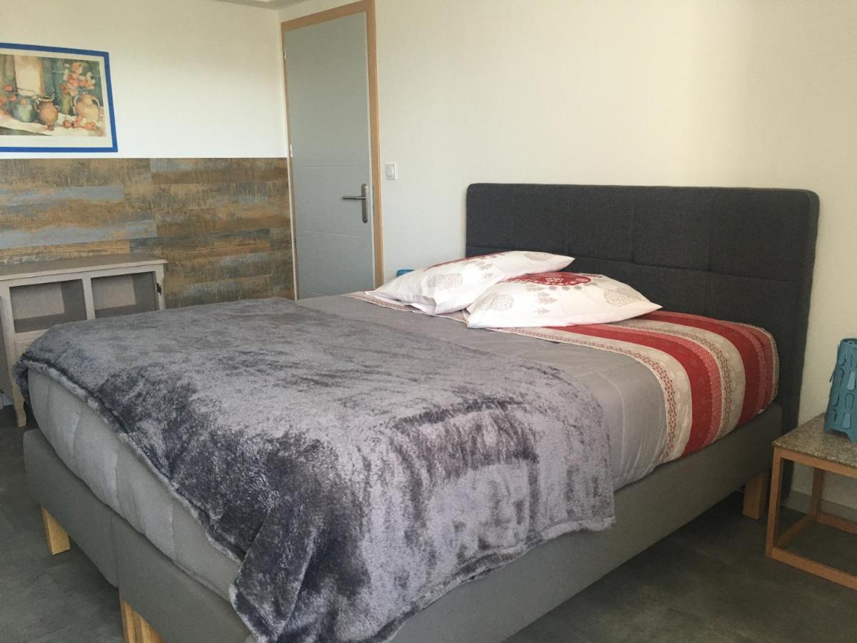 Appartement T2 Independant Dans Maison Pugny-Chatenod Eksteriør bilde